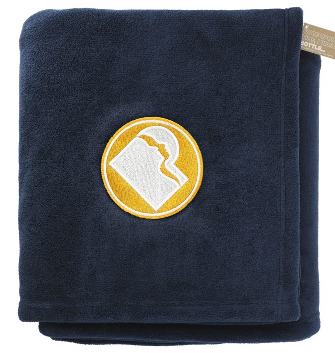 Recycled PET Oversized Coral Fleece Blanket
