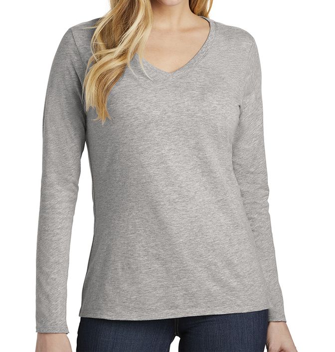 District Women’s Very Important Tee Long Sleeve V-Neck